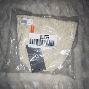 Nobis Cable Knit Hat